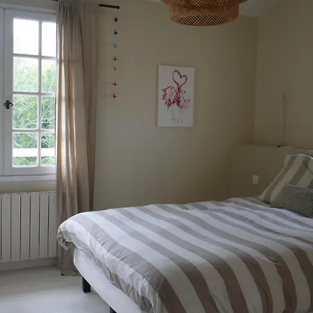 Maison Avec Jardin 1,5 Hectare Cloture Et Piscine Chauffee - 9 Couchages * Creyssensac-et-Pissot